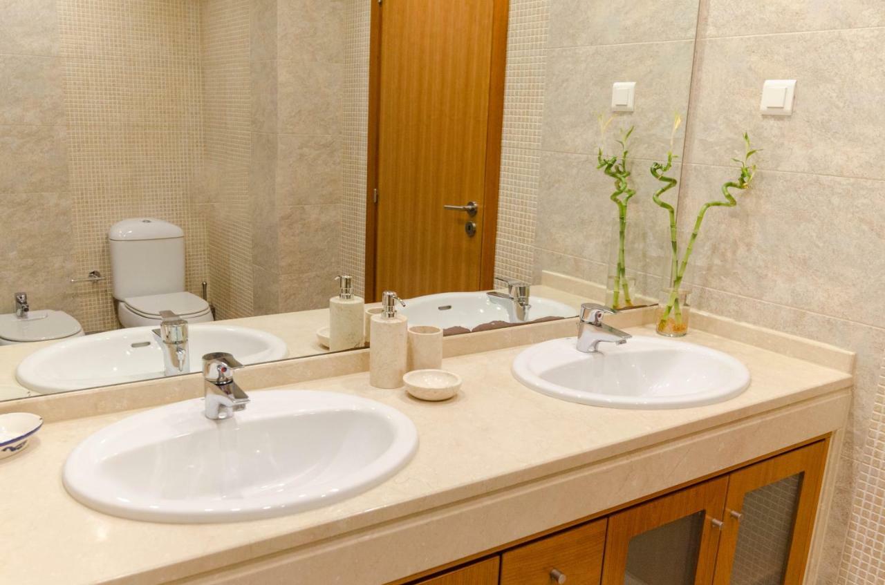 Joivy Graca Luminous 2-Br Apartment With Terrace Lissabon Exterior foto